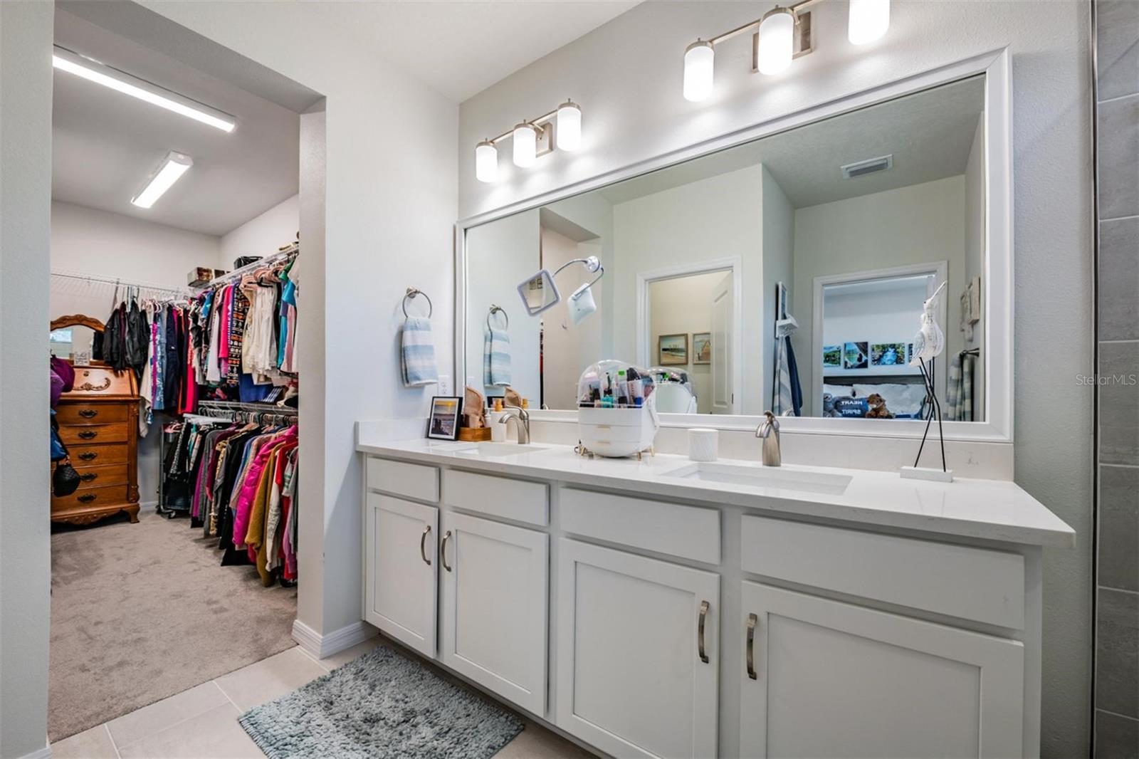 Listing photo id 27 for 17288 Balance Cove