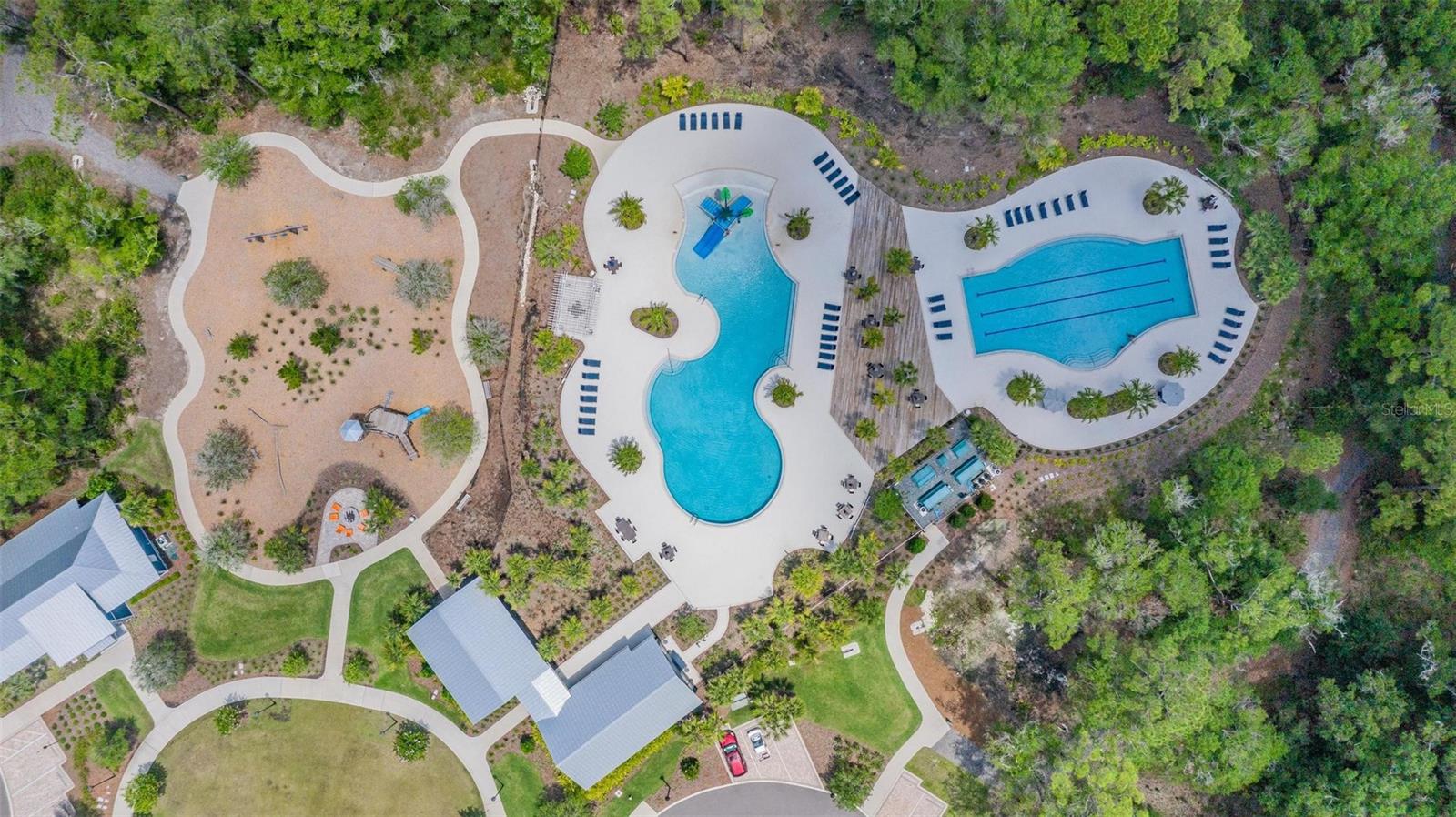 Listing photo id 36 for 17288 Balance Cove