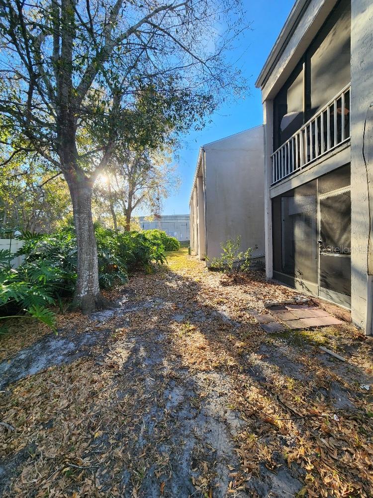 Image 32 of 44 For 2625 State Road 590 813