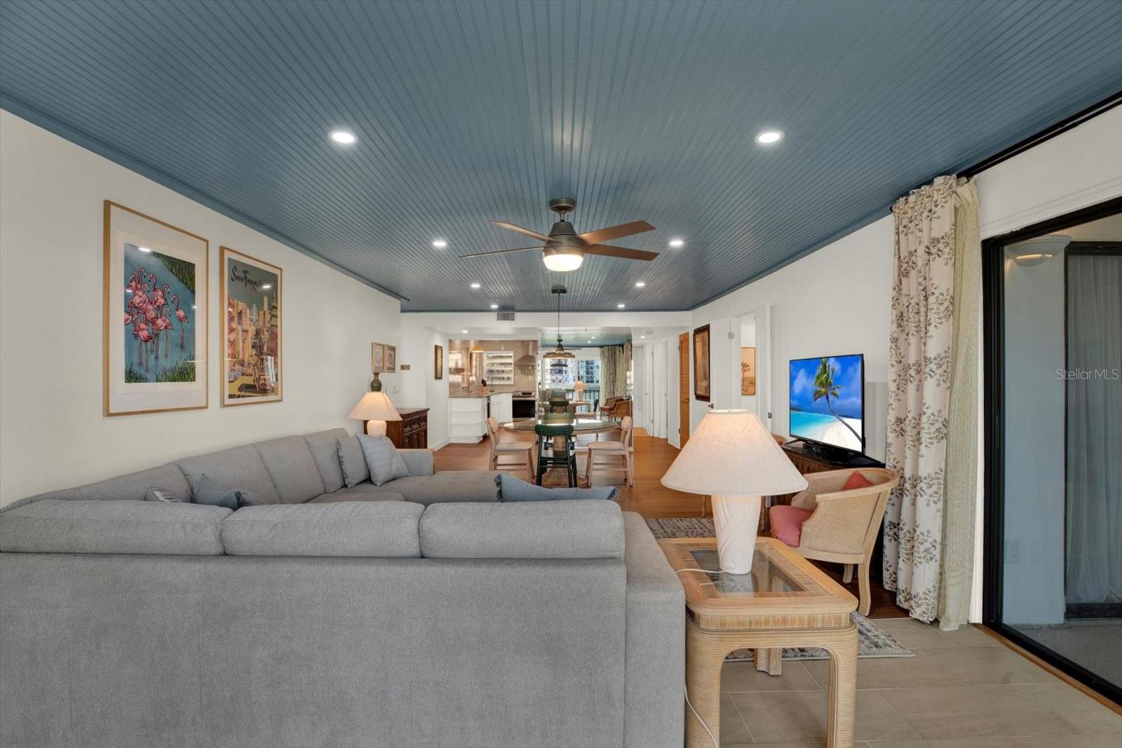 Image 11 of 42 For 7867 Sailboat Key Boulevard S 204