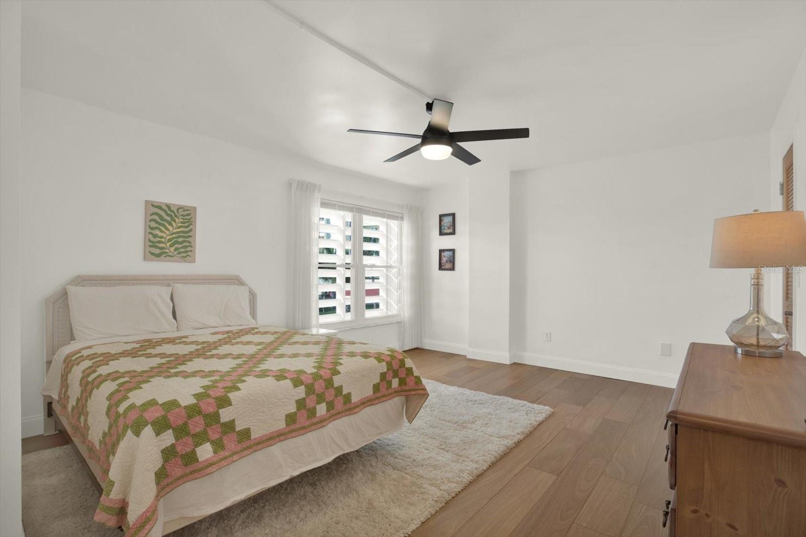 Image 17 of 42 For 7867 Sailboat Key Boulevard S 204