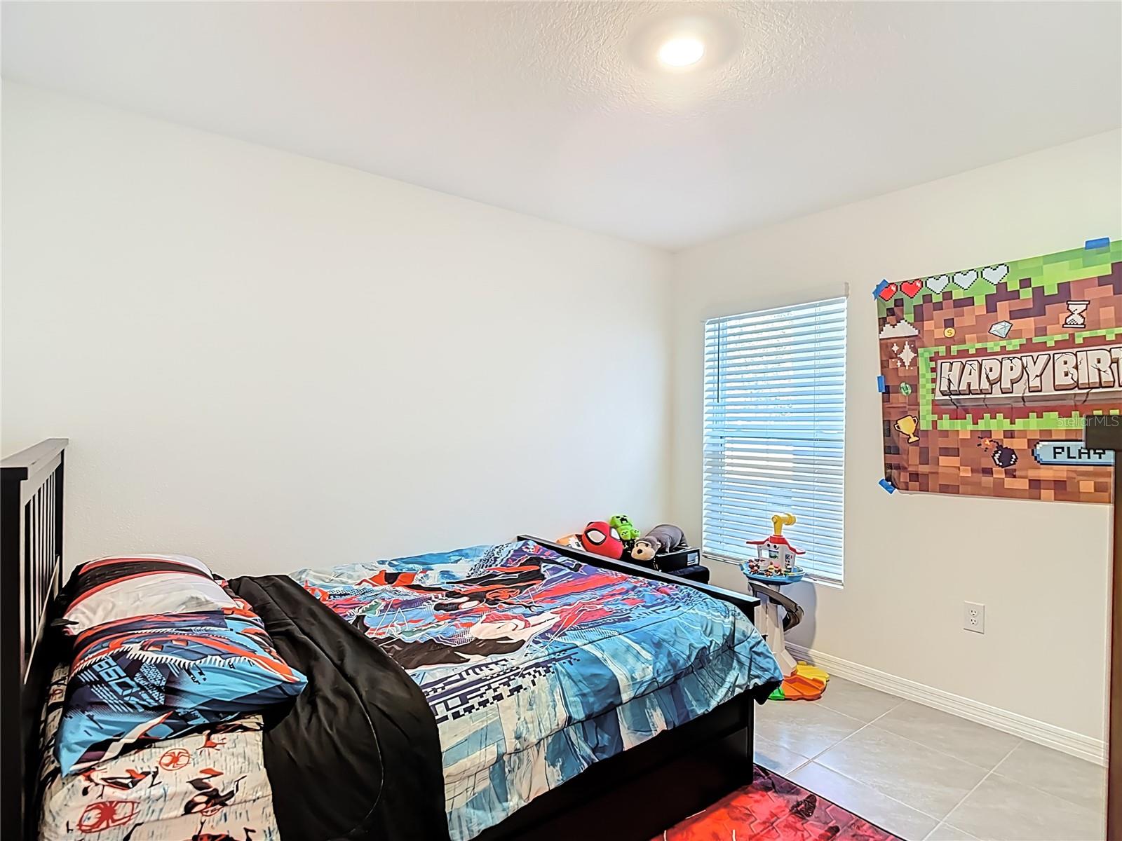 Image 25 of 44 For 37501 Sharks Eye Lane