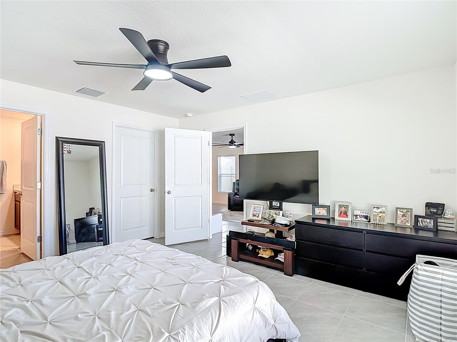 Image 29 of 44 For 37501 Sharks Eye Lane