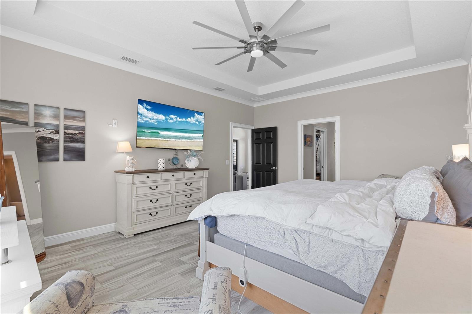 Image 19 of 50 For 6005 Beach View Drive