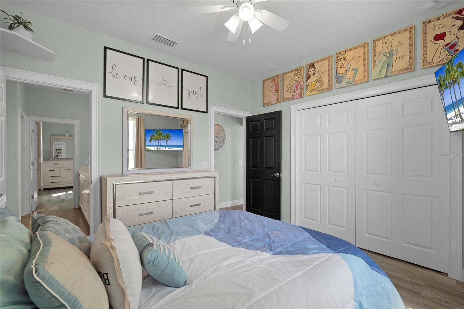 Image 33 of 50 For 6005 Beach View Drive