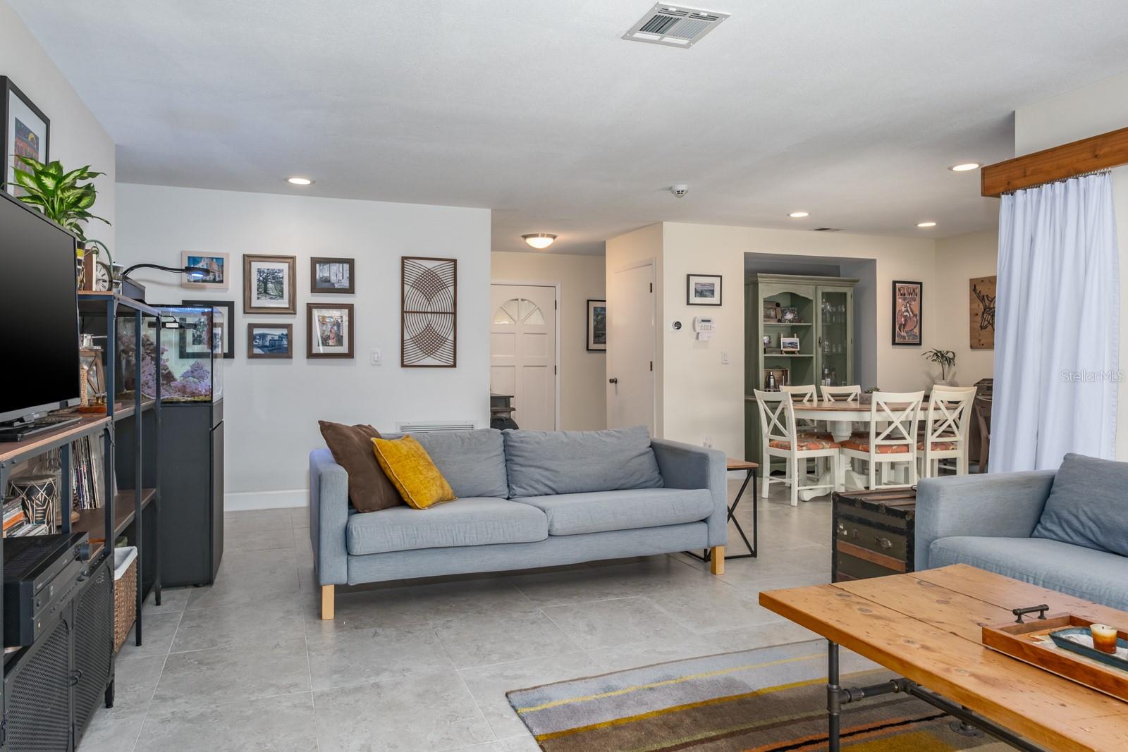 Image 11 of 56 For 2825 Long View Drive