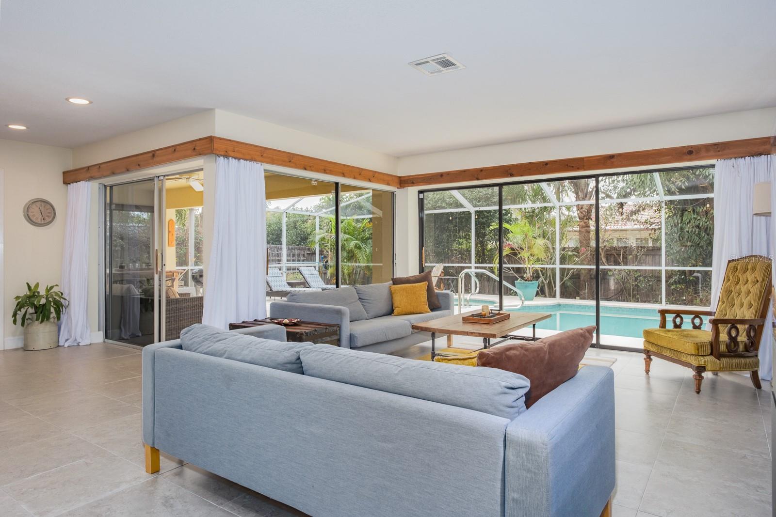 Image 14 of 56 For 2825 Long View Drive