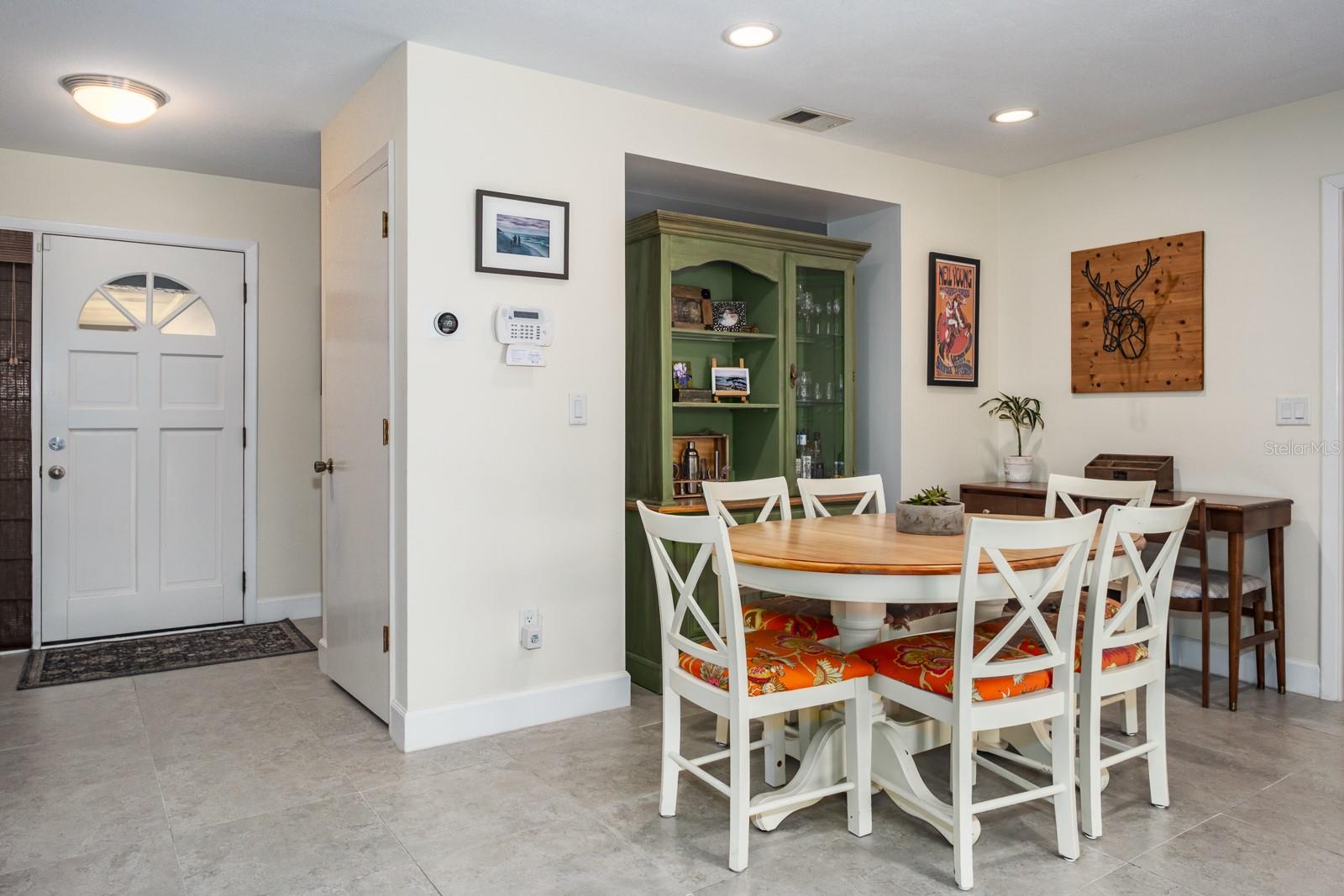 Image 19 of 56 For 2825 Long View Drive