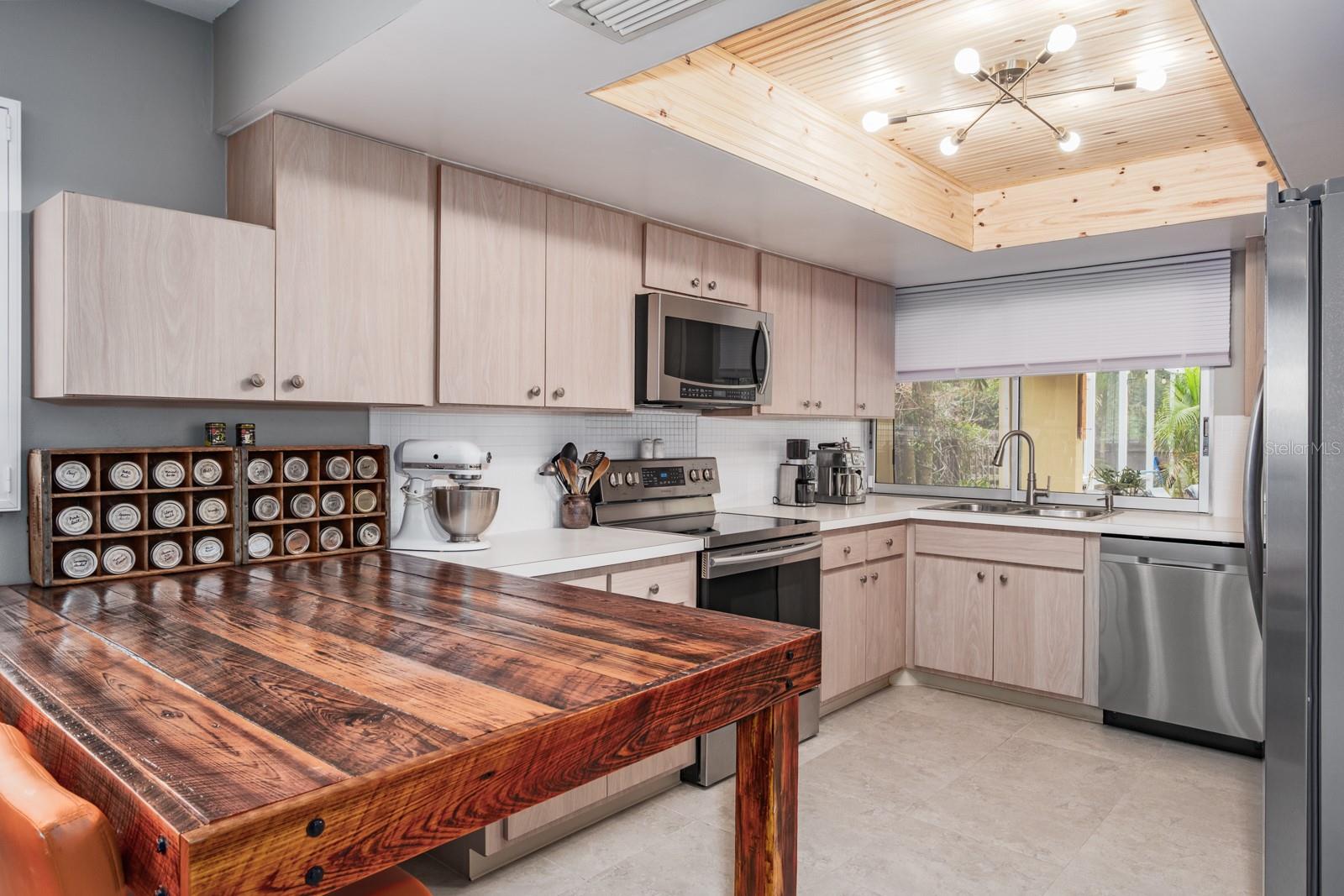 Image 30 of 56 For 2825 Long View Drive