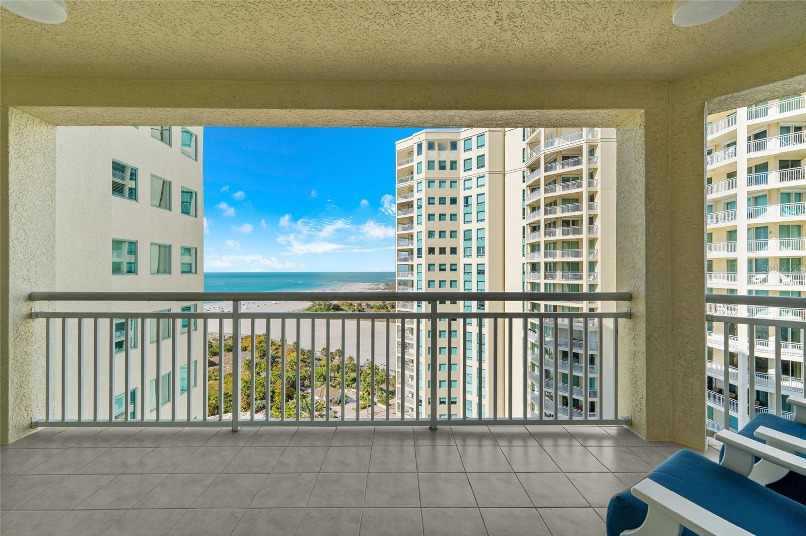 Image 18 of 66 For 1180 Gulf Boulevard 1504
