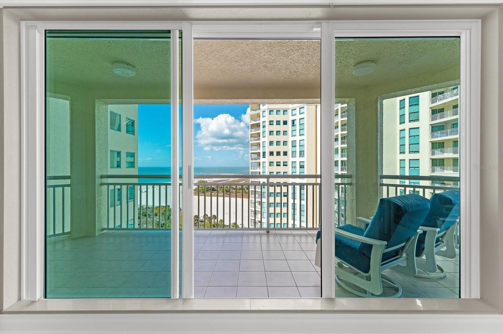 Image 19 of 66 For 1180 Gulf Boulevard 1504