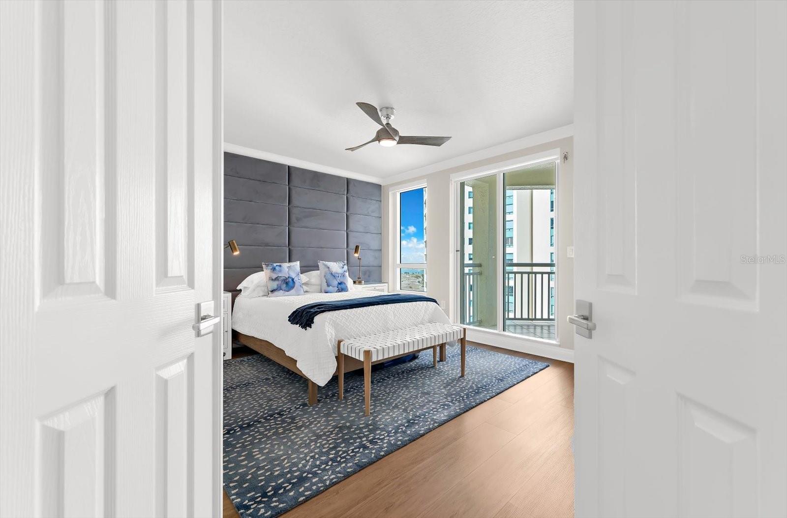 Image 31 of 66 For 1180 Gulf Boulevard 1504