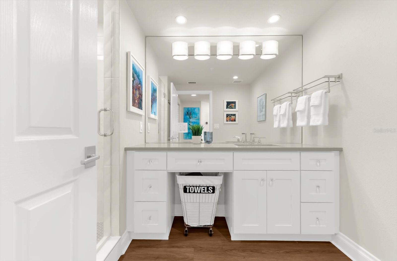 Image 39 of 66 For 1180 Gulf Boulevard 1504