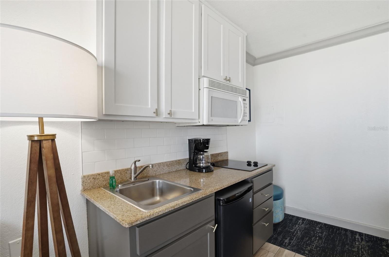 Image 14 of 56 For 10650 Gulf Boulevard 441