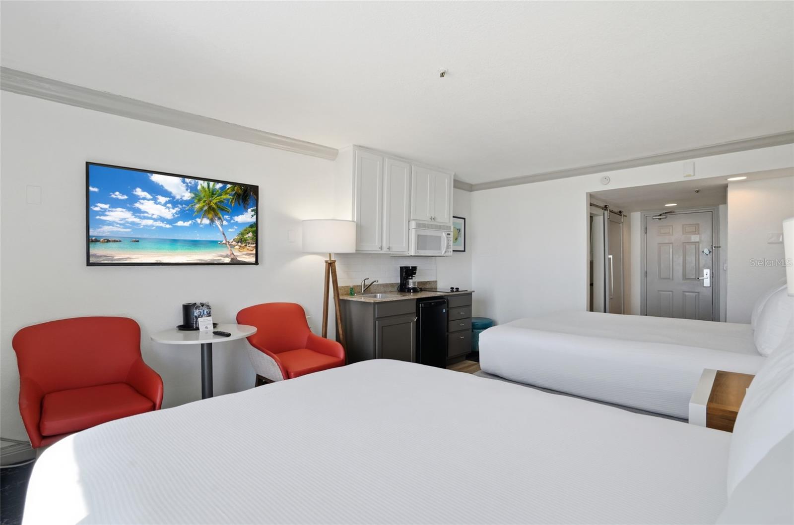 Image 16 of 56 For 10650 Gulf Boulevard 441