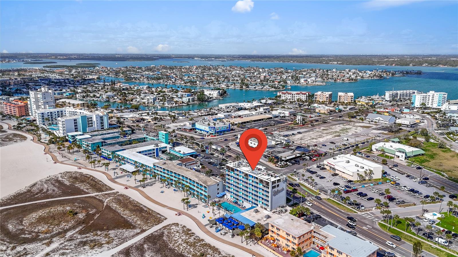 Image 27 of 56 For 10650 Gulf Boulevard 441