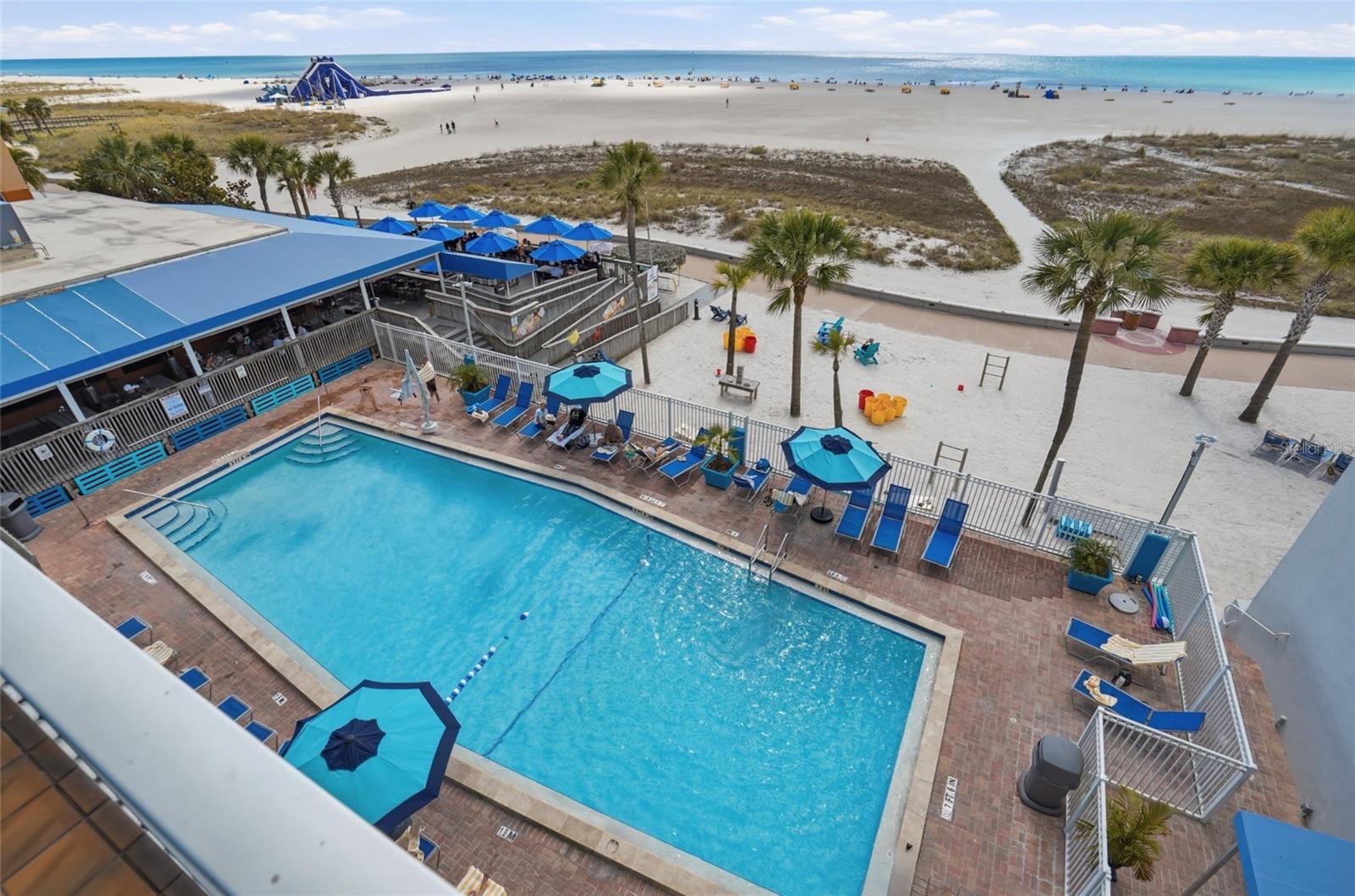 Image 49 of 56 For 10650 Gulf Boulevard 441