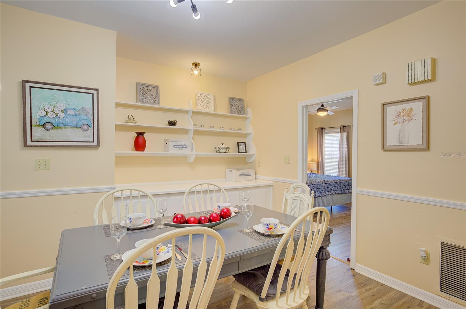 Image 10 of 22 For 501 Magnolia Avenue 1