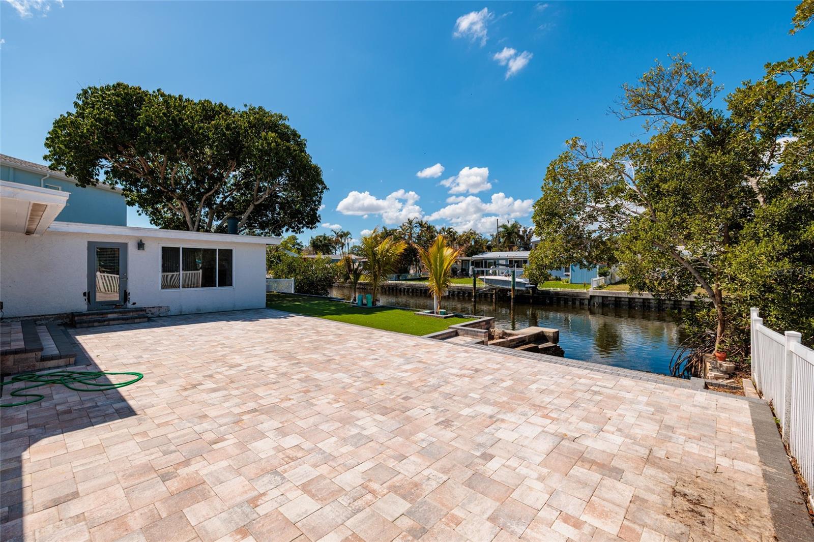 Image 16 of 24 For 9046 Treasure Lane Ne