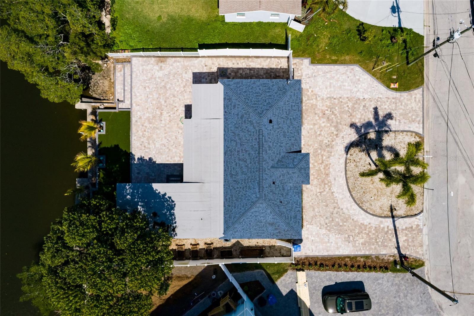 Image 19 of 24 For 9046 Treasure Lane Ne