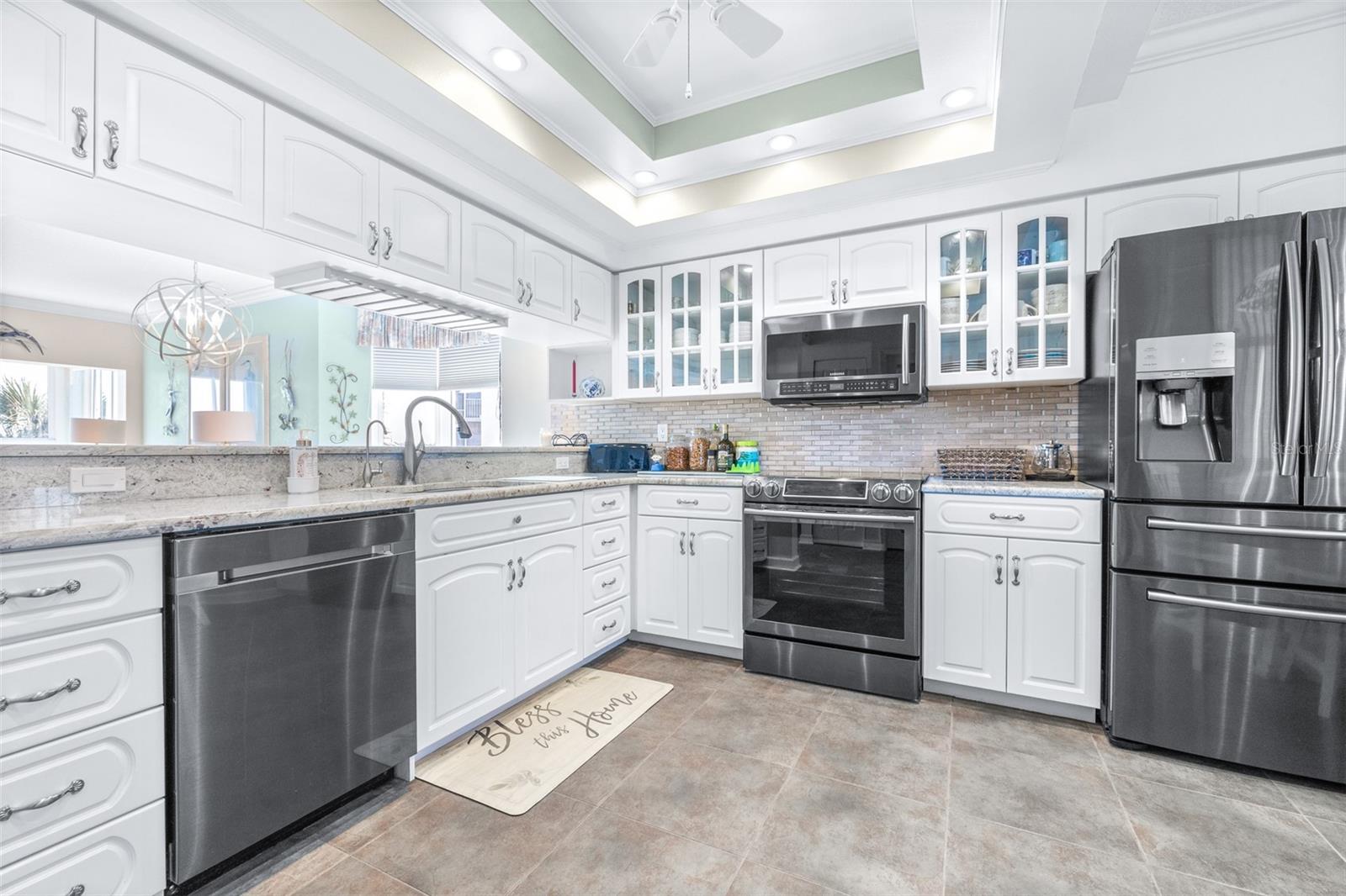 Image 12 of 40 For 6399 Shoreline Drive 4206