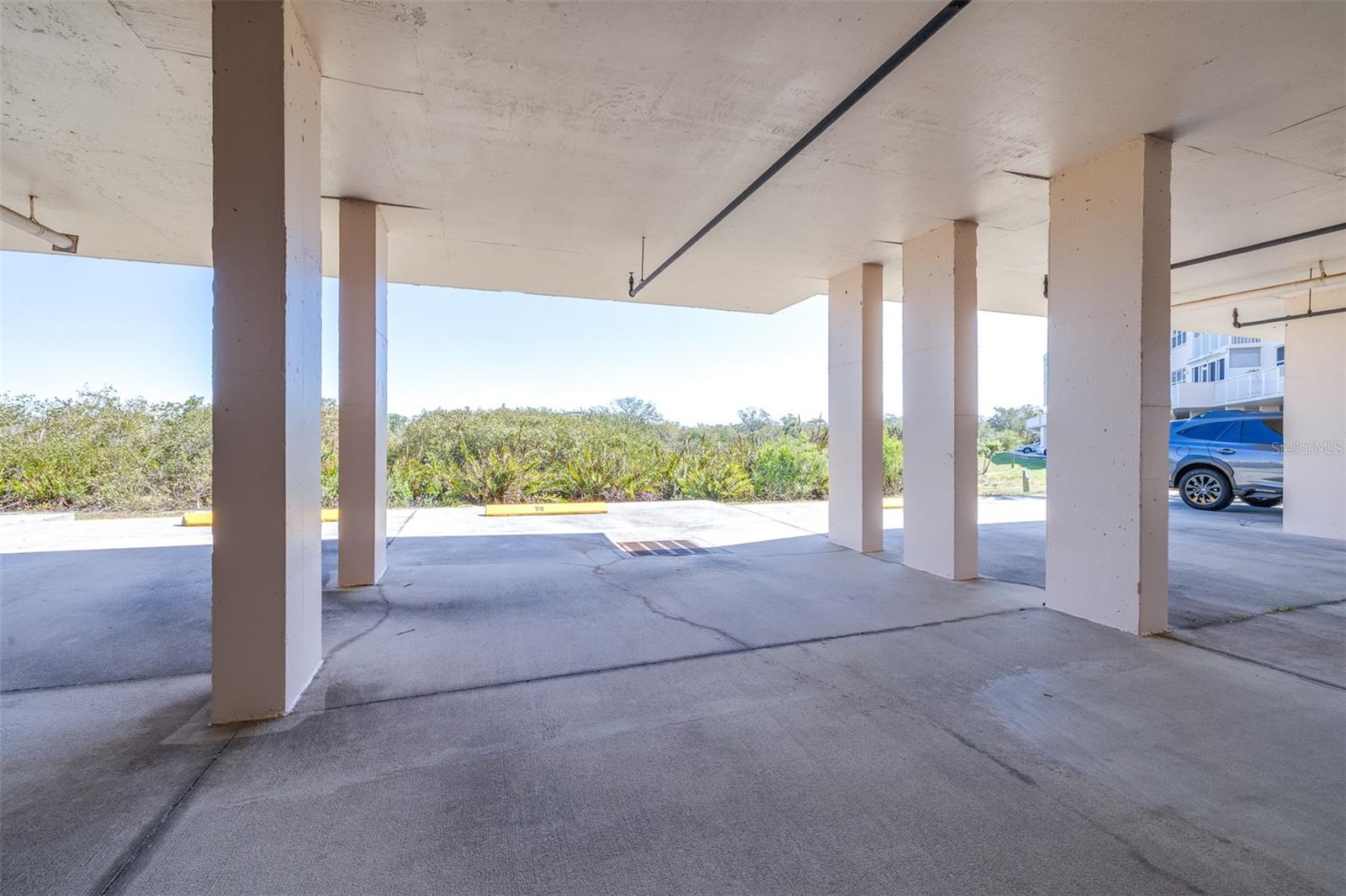 Image 30 of 40 For 6399 Shoreline Drive 4206