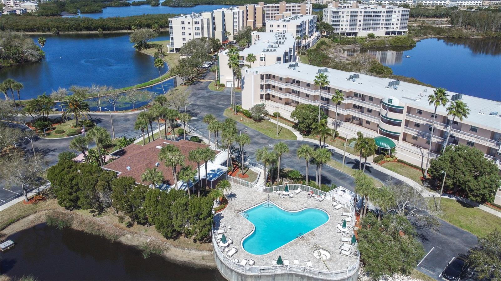 Image 31 of 40 For 6399 Shoreline Drive 4206