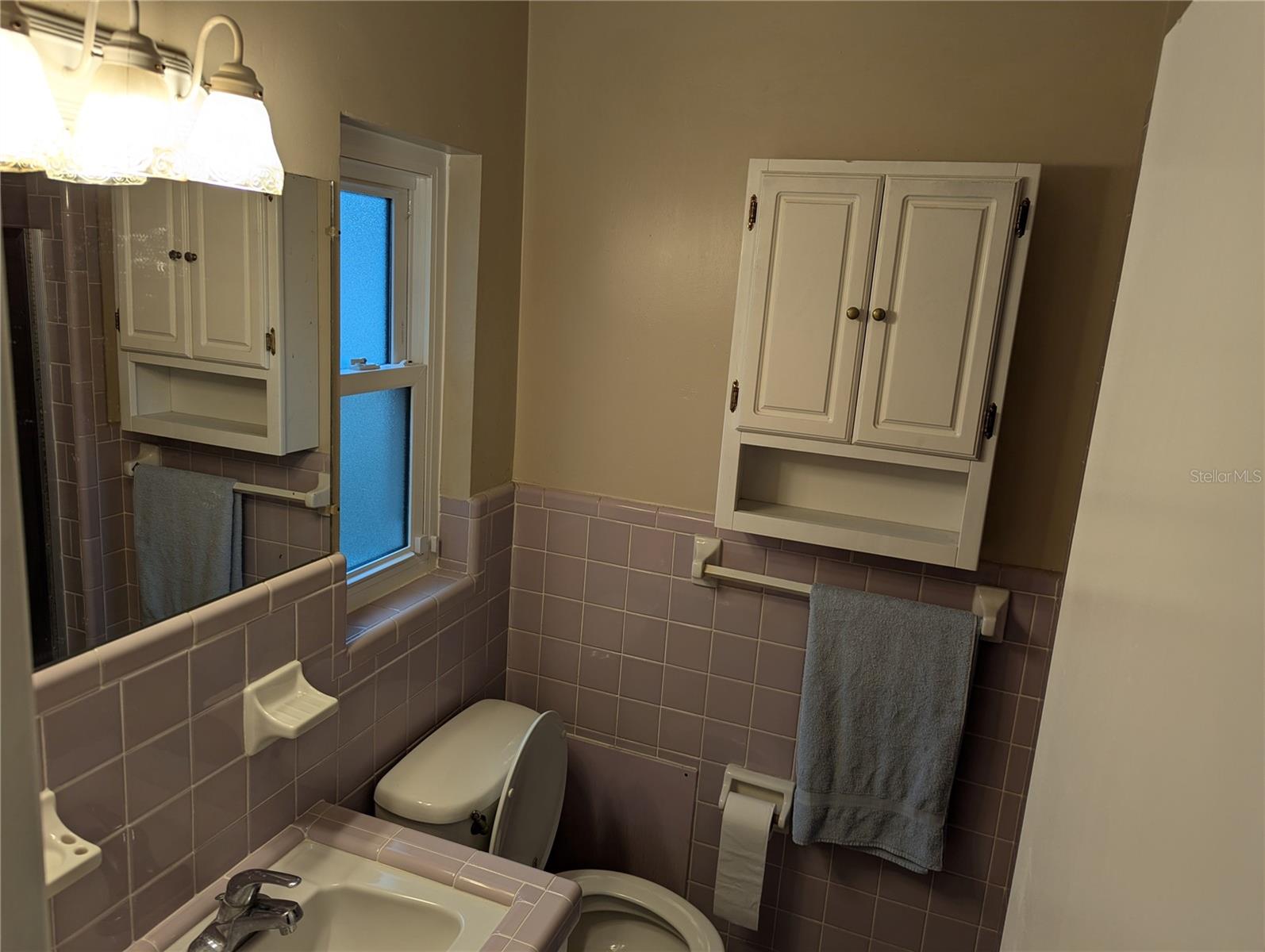 Image 15 of 50 For 6517 Walton Way