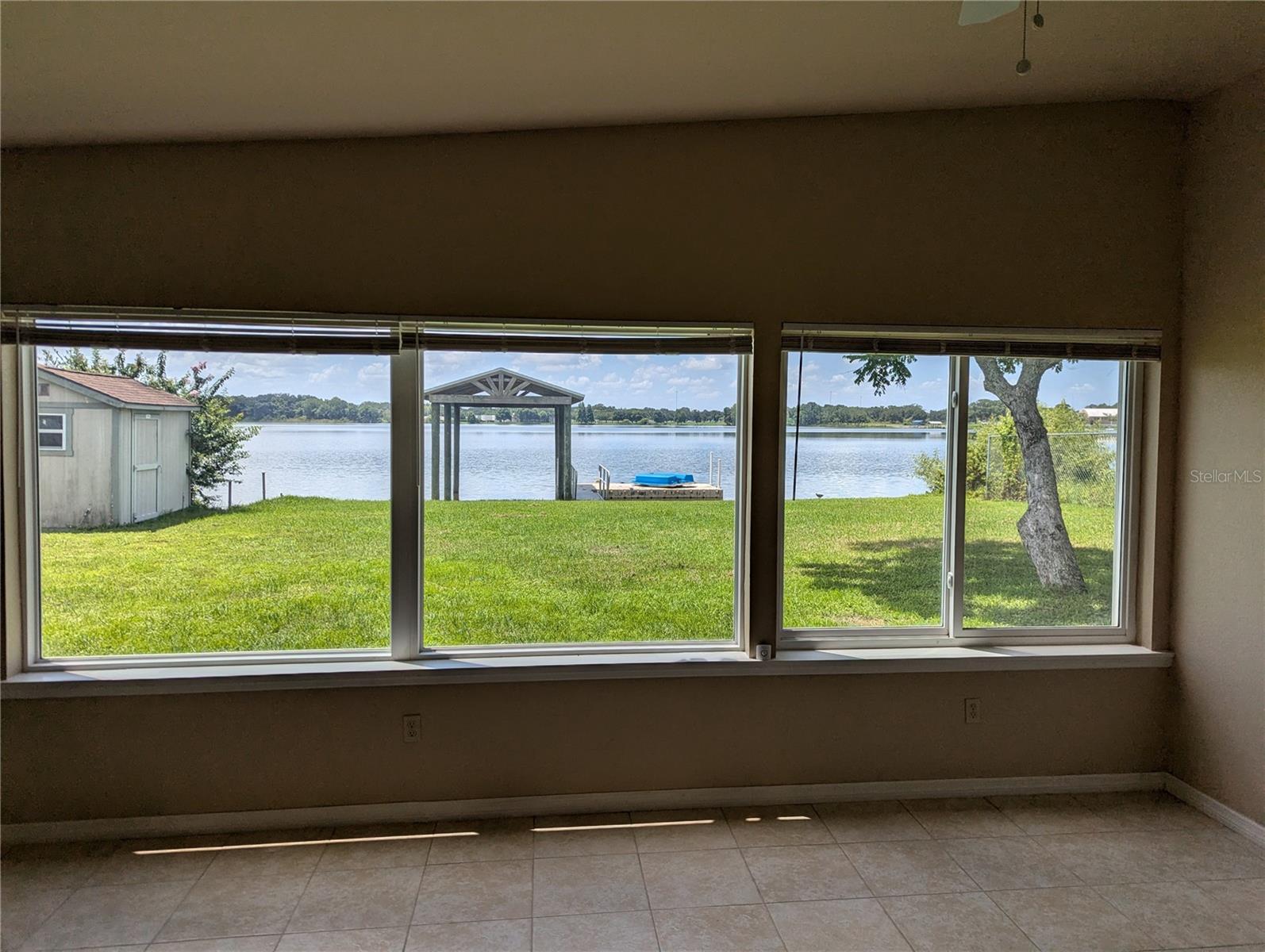 Image 19 of 50 For 6517 Walton Way