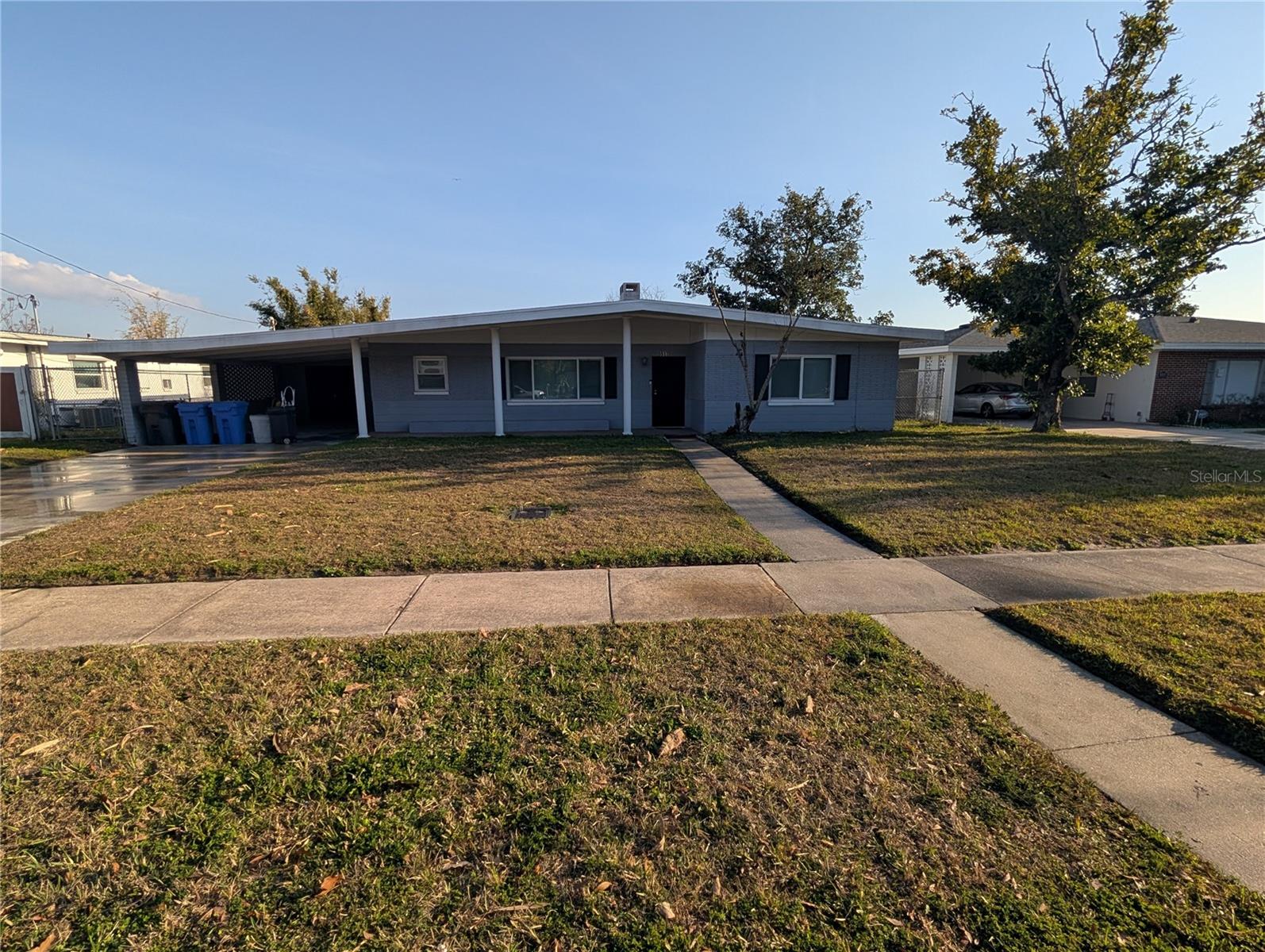 Image 3 of 50 For 6517 Walton Way