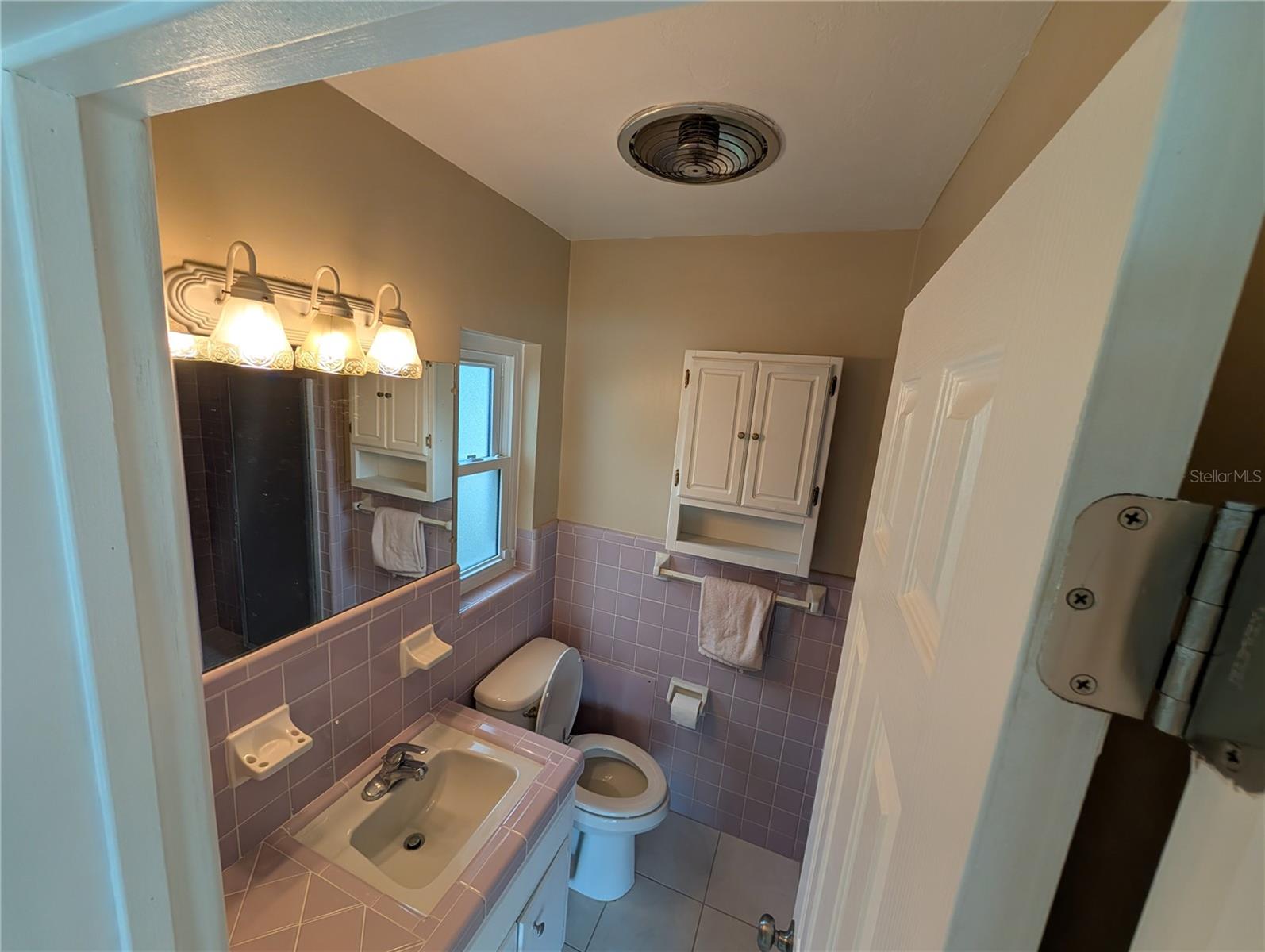 Image 30 of 50 For 6517 Walton Way