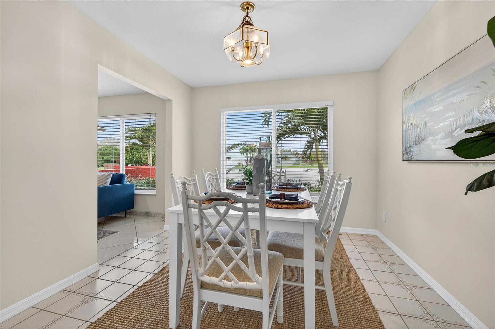 Image 11 of 37 For 1700 Glen Lakes Boulevard N