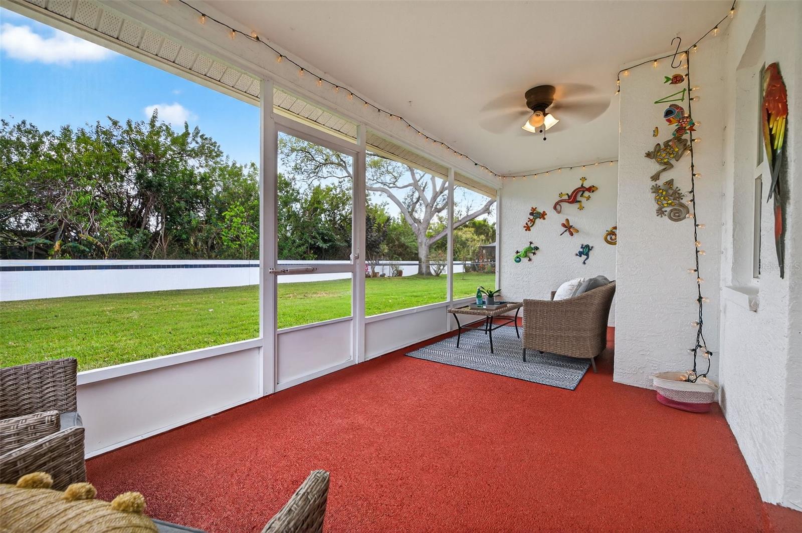 Image 17 of 37 For 1700 Glen Lakes Boulevard N