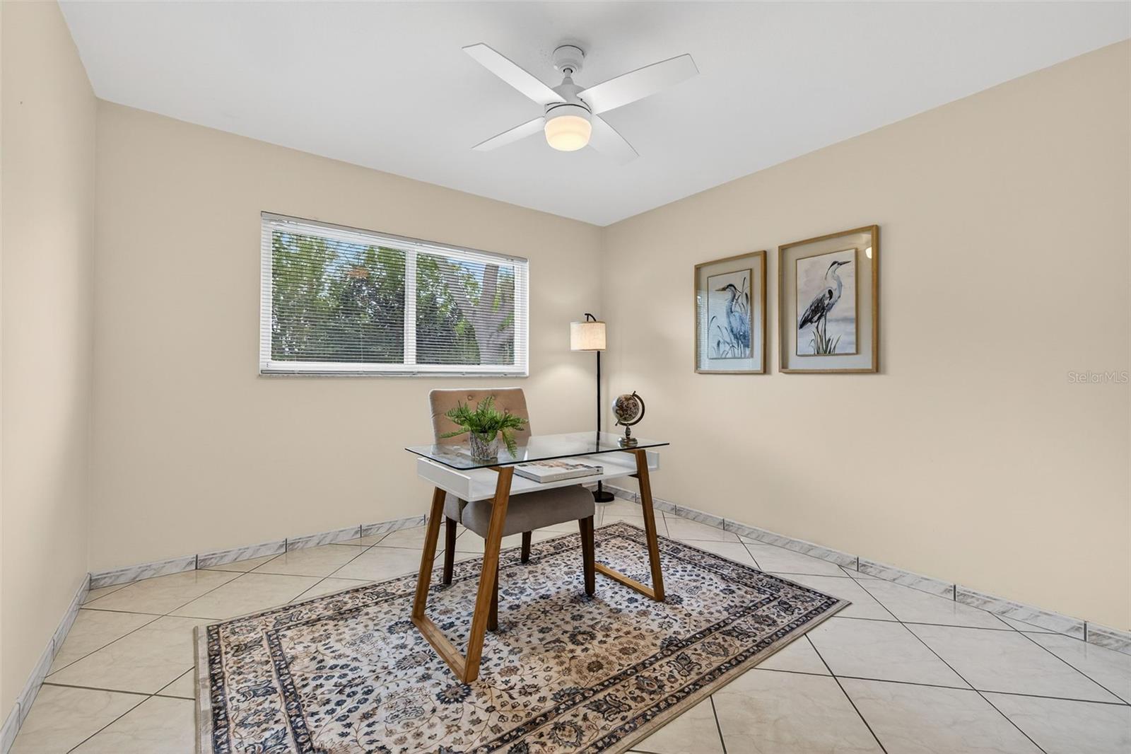 Image 30 of 37 For 1700 Glen Lakes Boulevard N