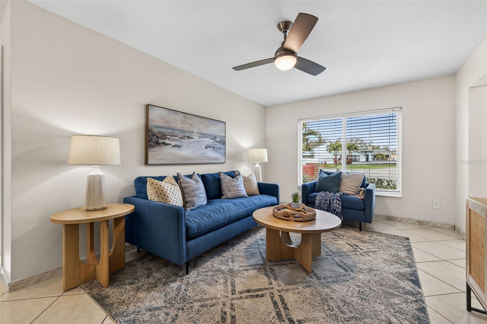 Image 8 of 37 For 1700 Glen Lakes Boulevard N