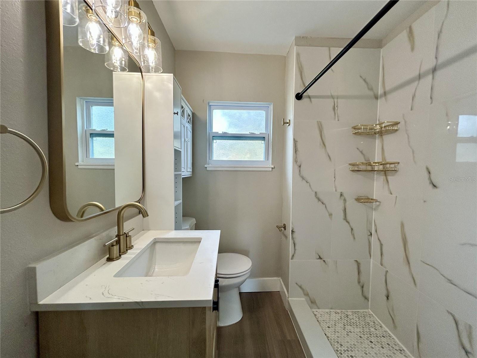 Image 8 of 16 For 706 Flora Street