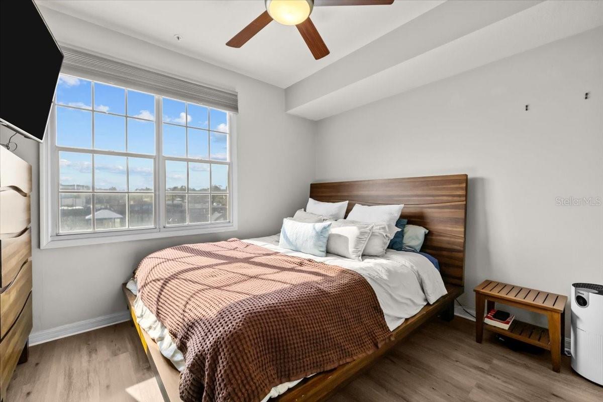 Image 15 of 24 For 501 Knights Run Avenue 2109