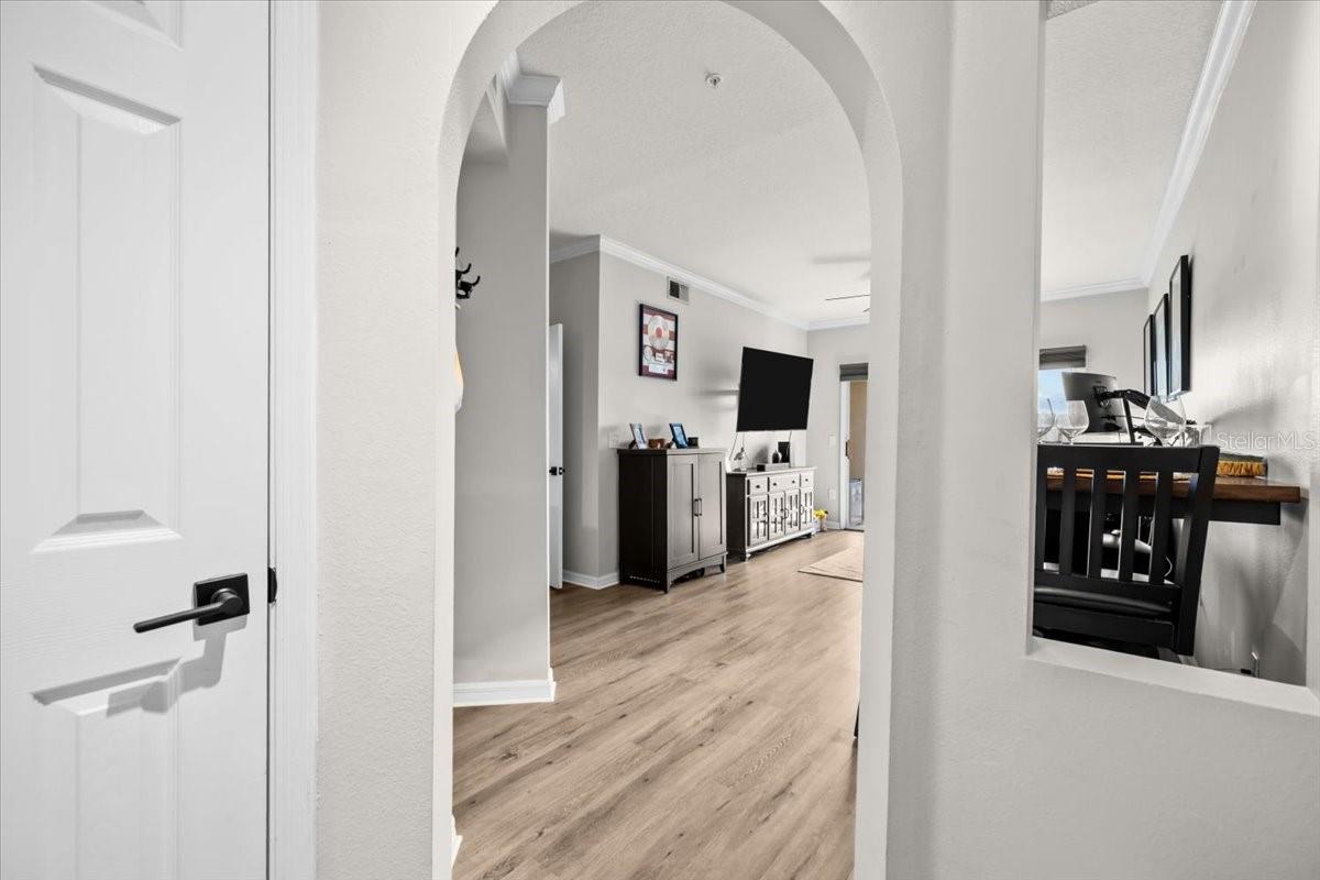 Image 6 of 24 For 501 Knights Run Avenue 2109