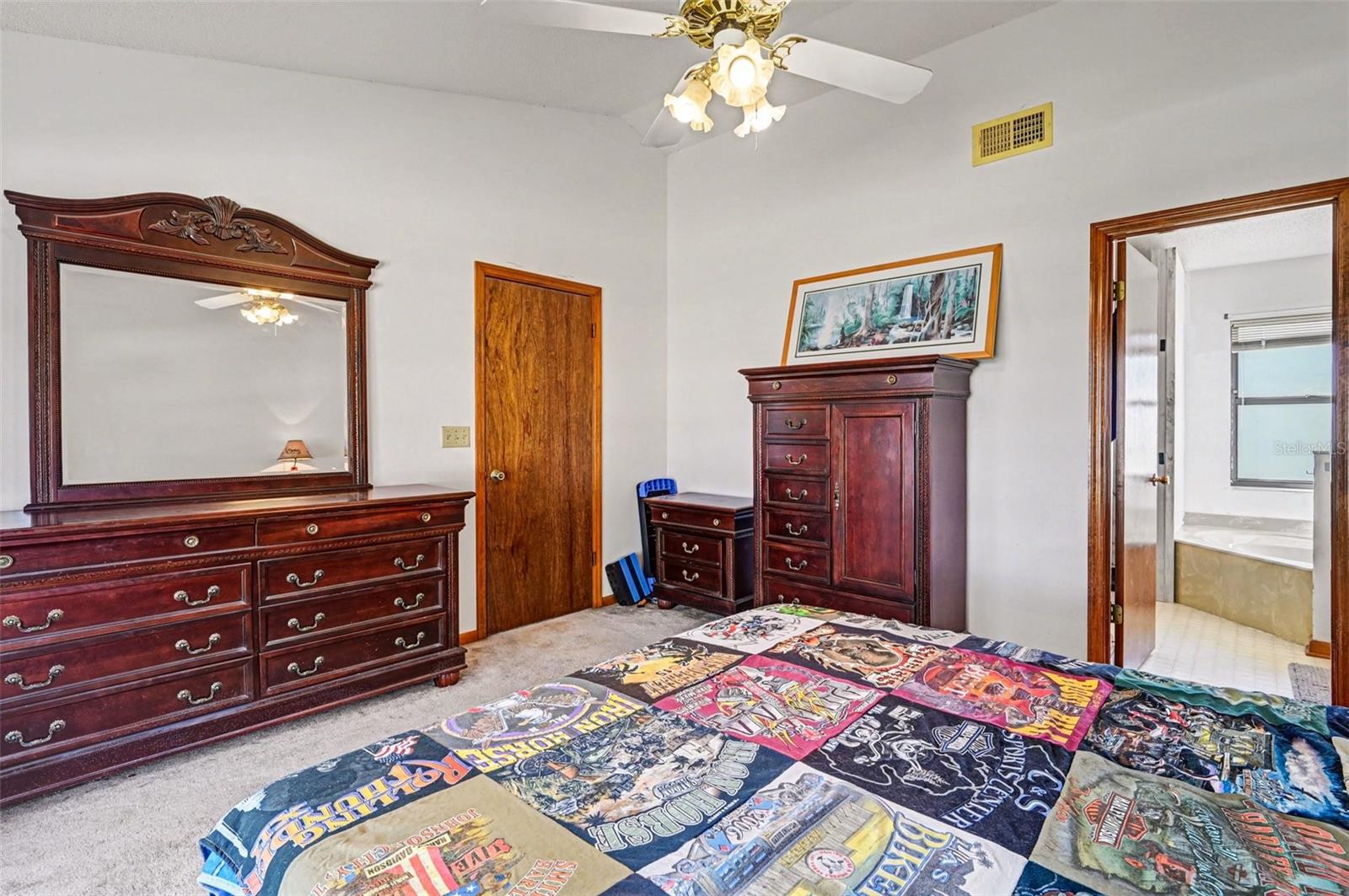 Image 16 of 43 For 1014 Cox Court