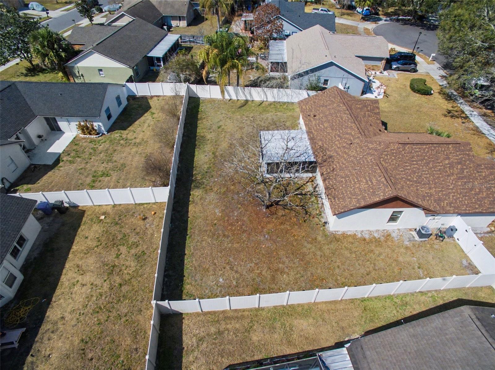 Image 31 of 43 For 1014 Cox Court