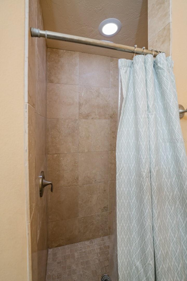 Image 72 of 92 For 201 54th Street