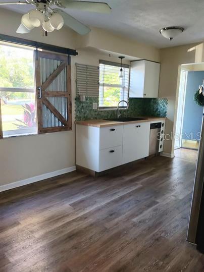 Image 3 of 9 For 6764 297th Avenue N