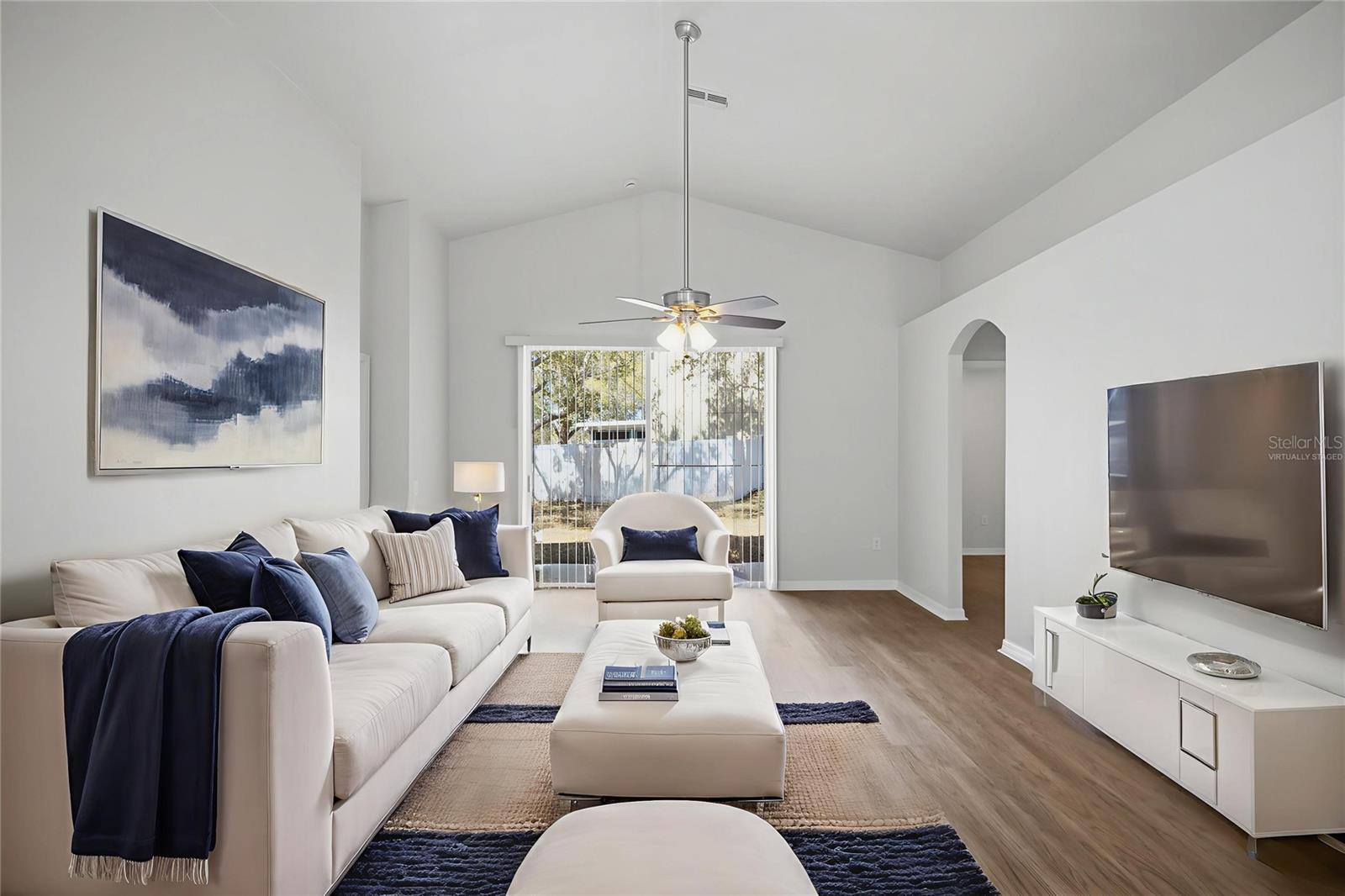 Image 10 of 33 For 13323 Bainbridge Way