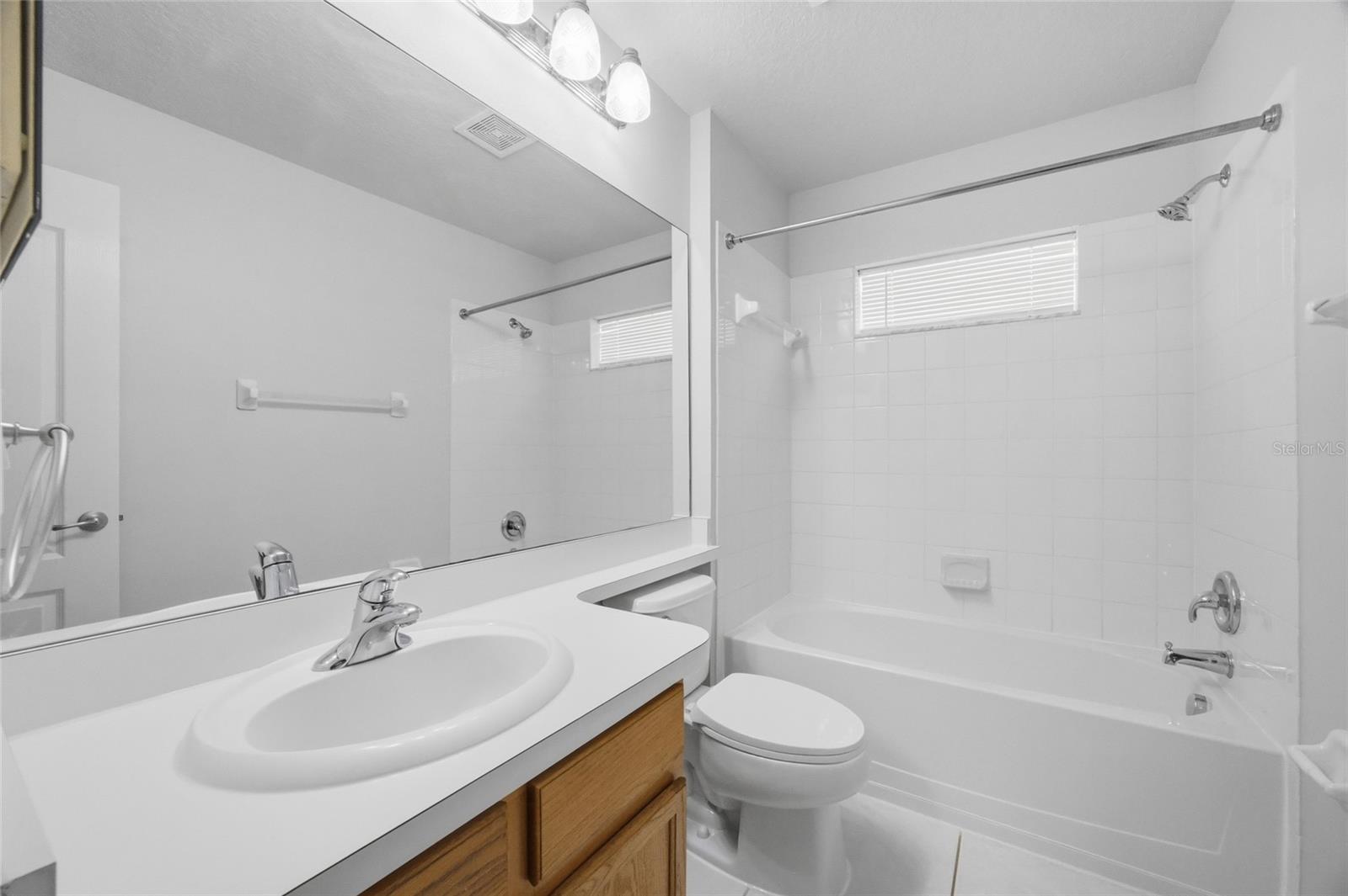 Image 18 of 33 For 13323 Bainbridge Way