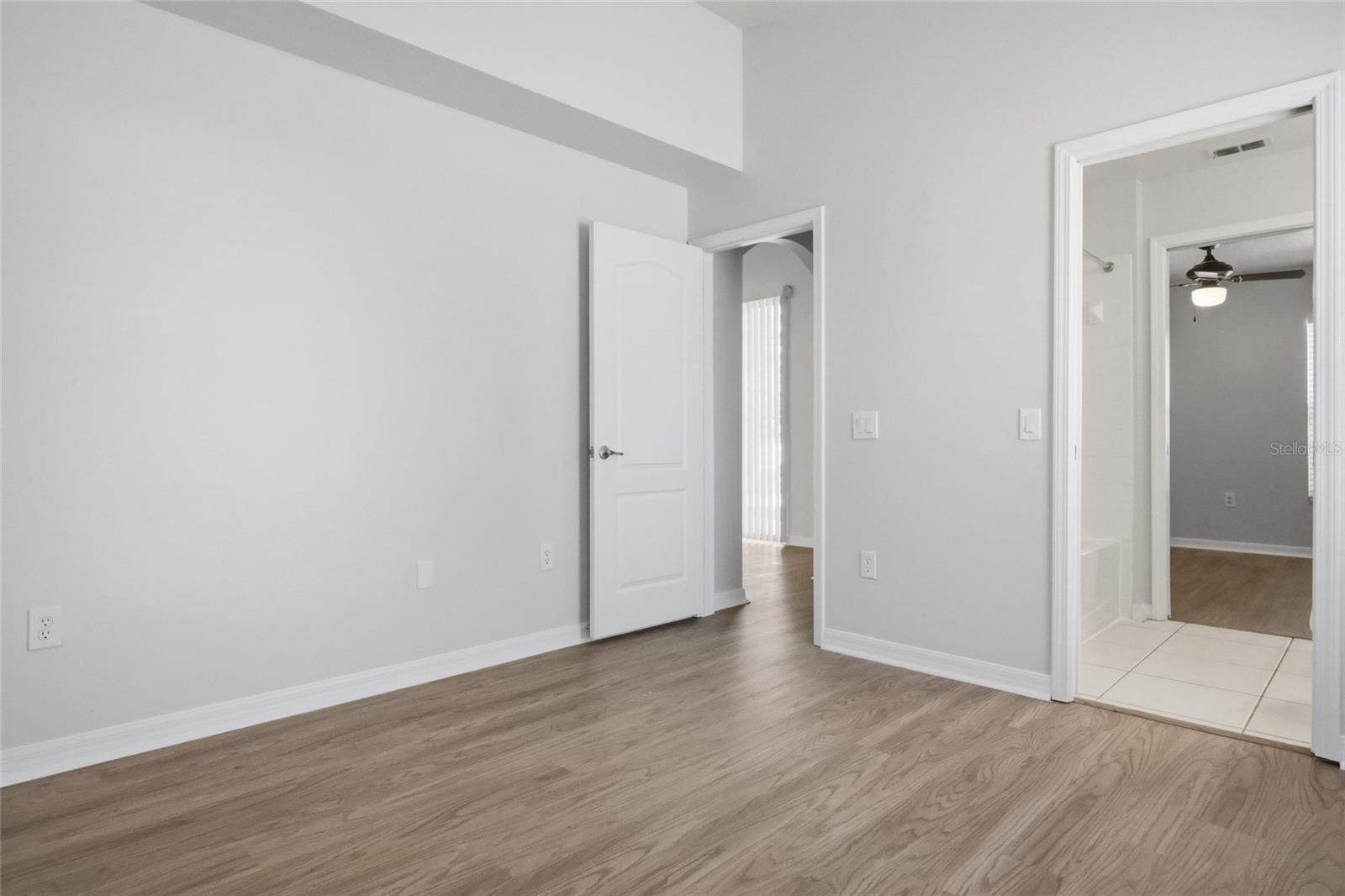 Image 20 of 33 For 13323 Bainbridge Way