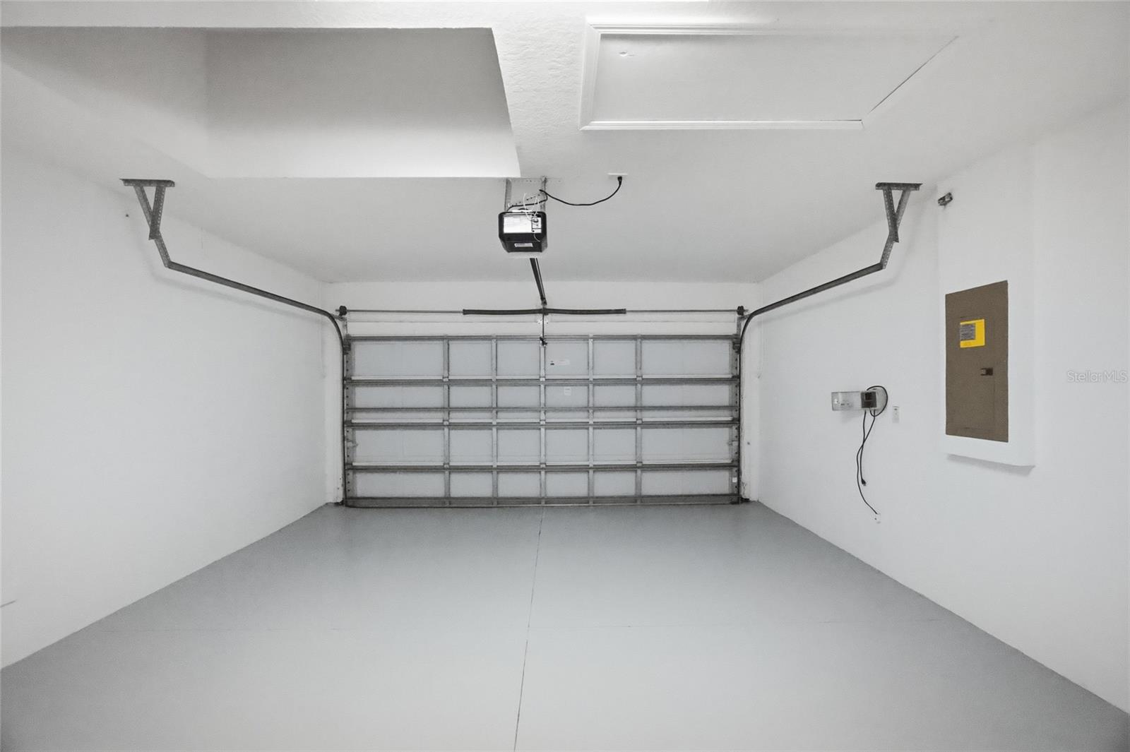 Image 25 of 33 For 13323 Bainbridge Way