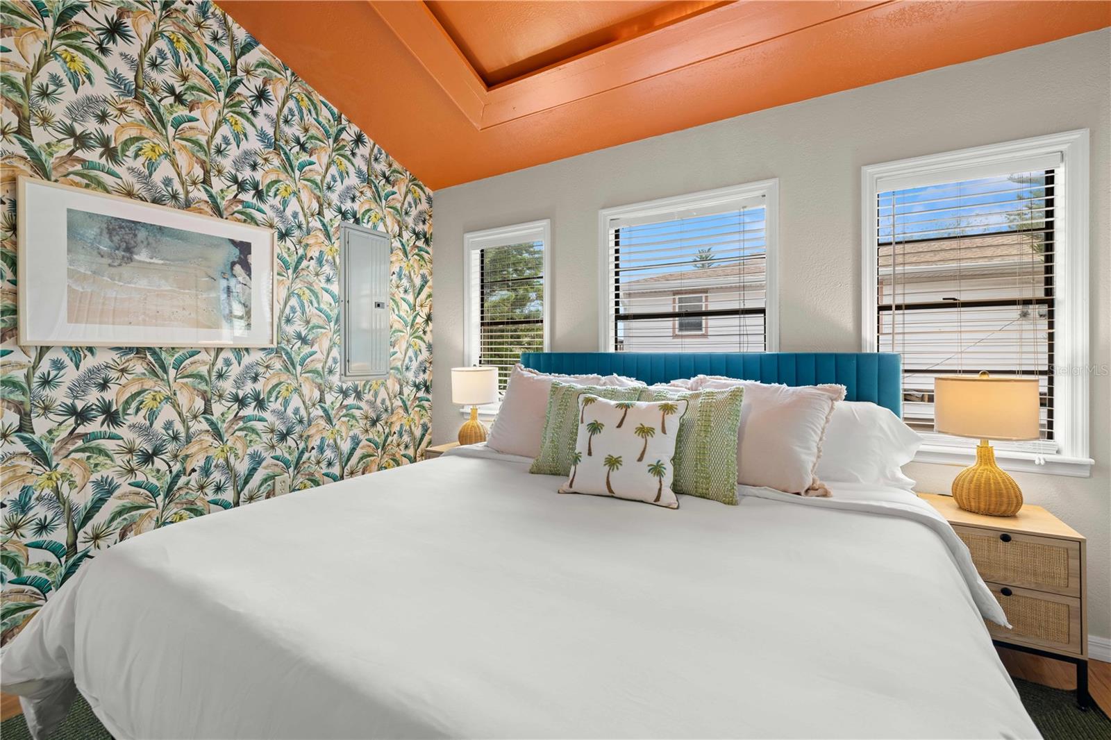 Image 26 of 59 For 2302 Bay Boulevard