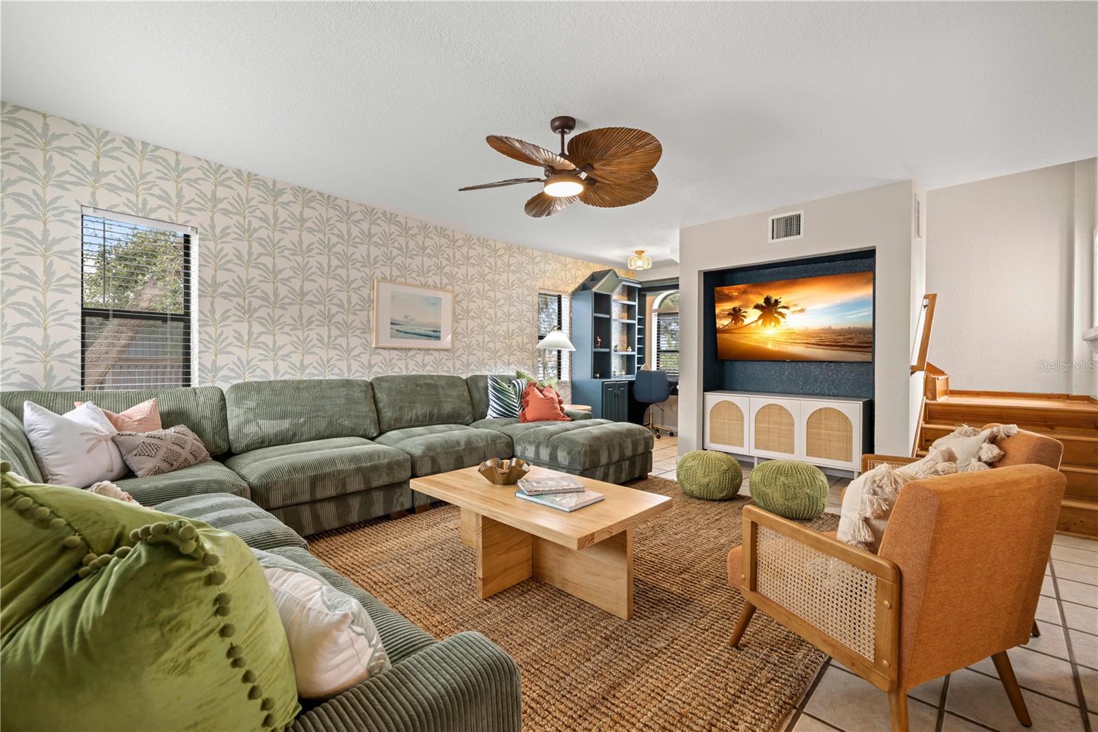 Image 3 of 59 For 2302 Bay Boulevard