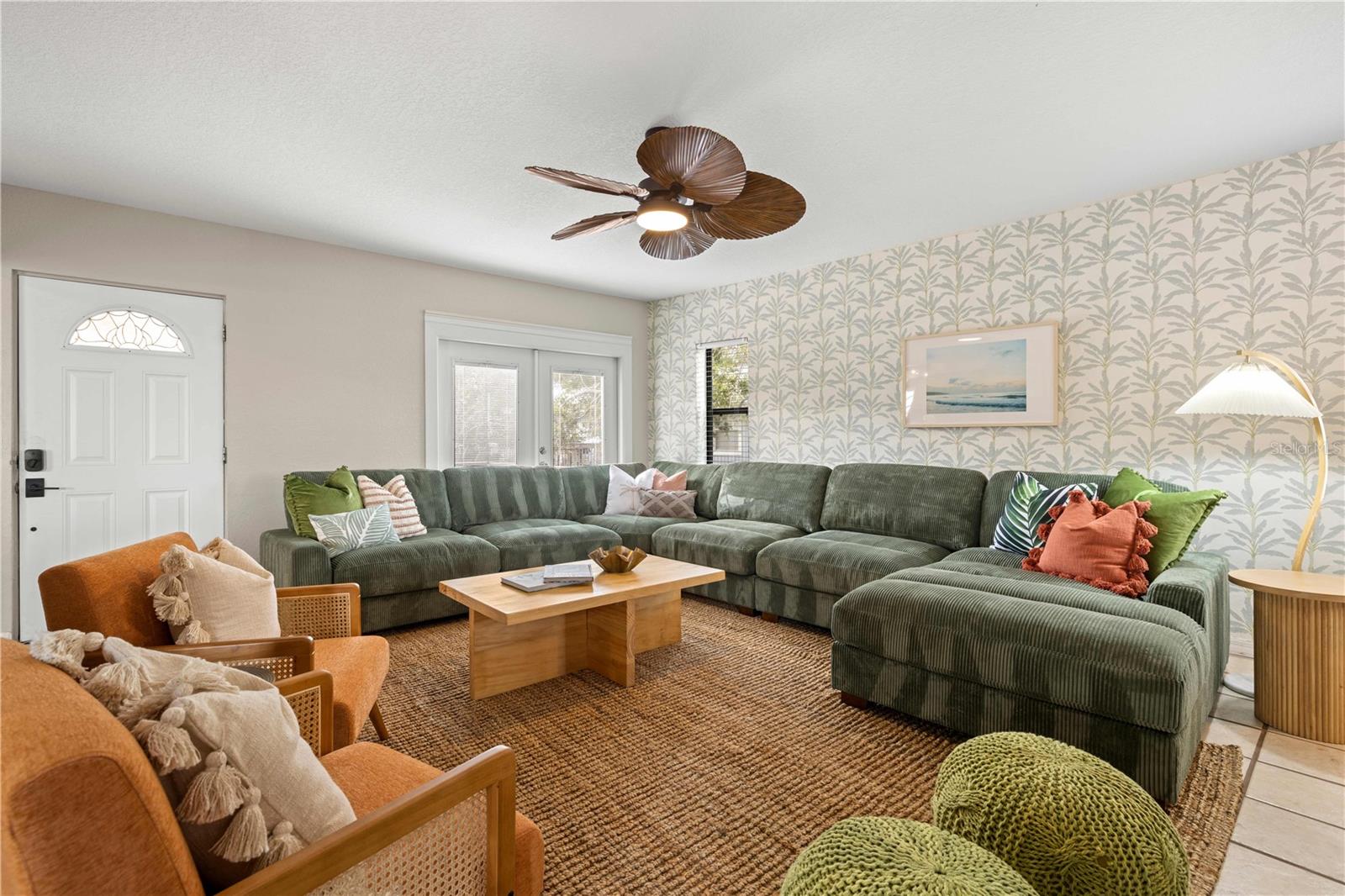 Image 4 of 59 For 2302 Bay Boulevard