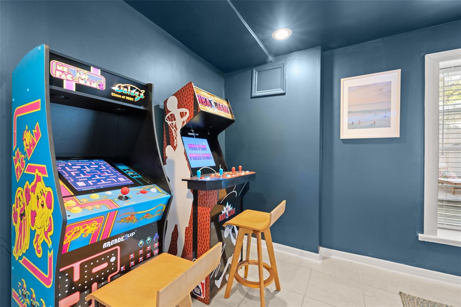 Image 40 of 59 For 2302 Bay Boulevard